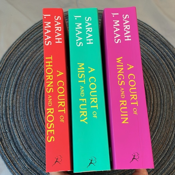 Set of 3 ACOTAR fantasy romance books by Sarah J. Maas - Picture 6 of 6